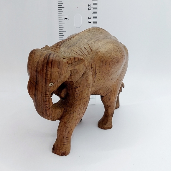 Vintage Hand Carved Box Wood‎ Elephant Statue - Picture 5 of 5